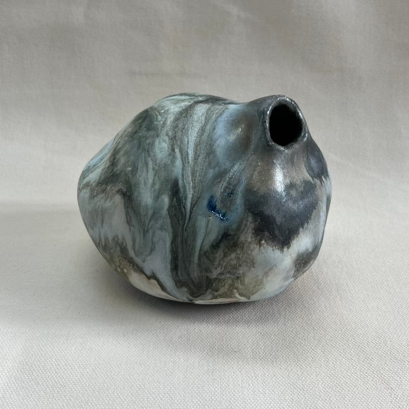 Singing Cloud Rocks - HOWLING