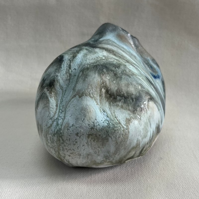 Singing Cloud Rocks - HOWLING