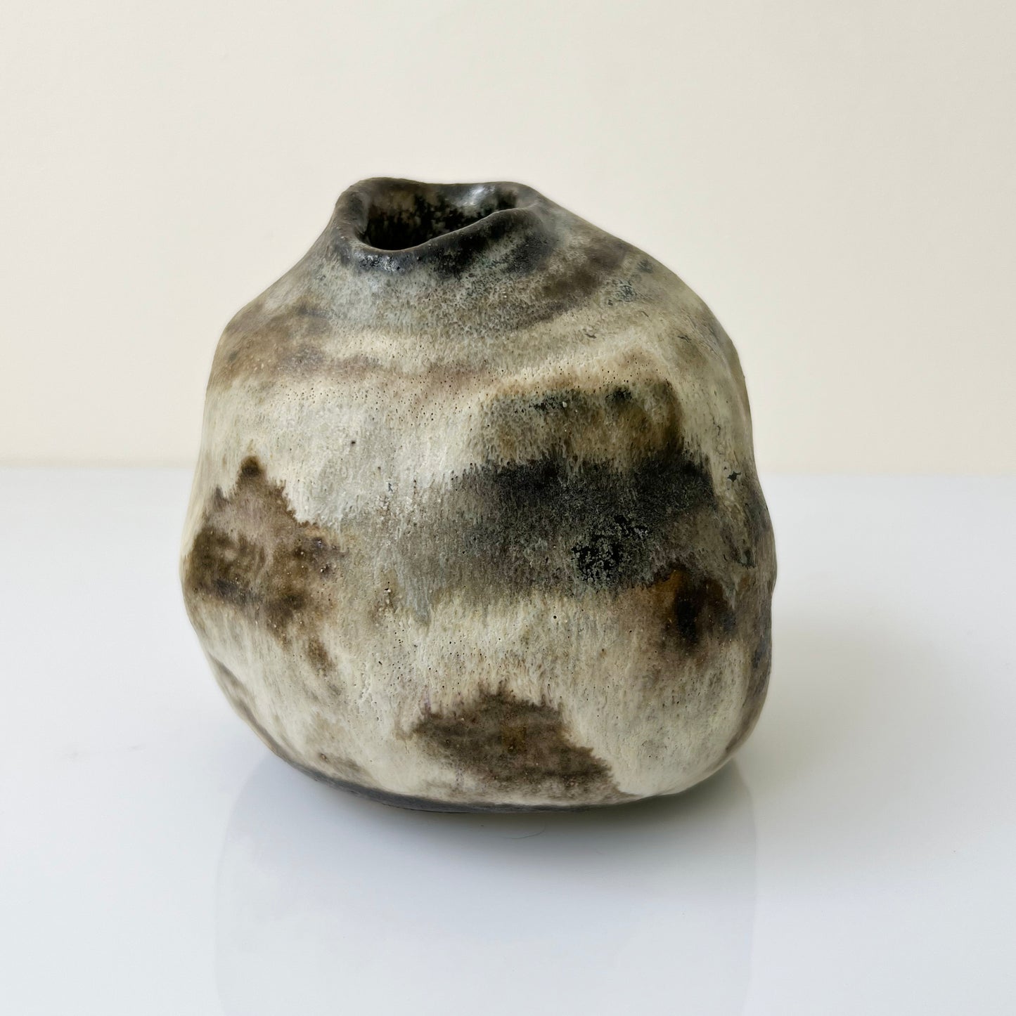 Singing Cloud Rocks - HOWL